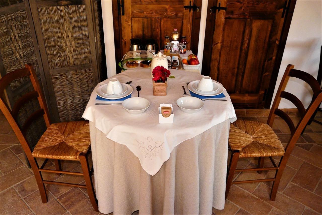 Casale Le Orme Bed & Breakfast Todi Exterior photo