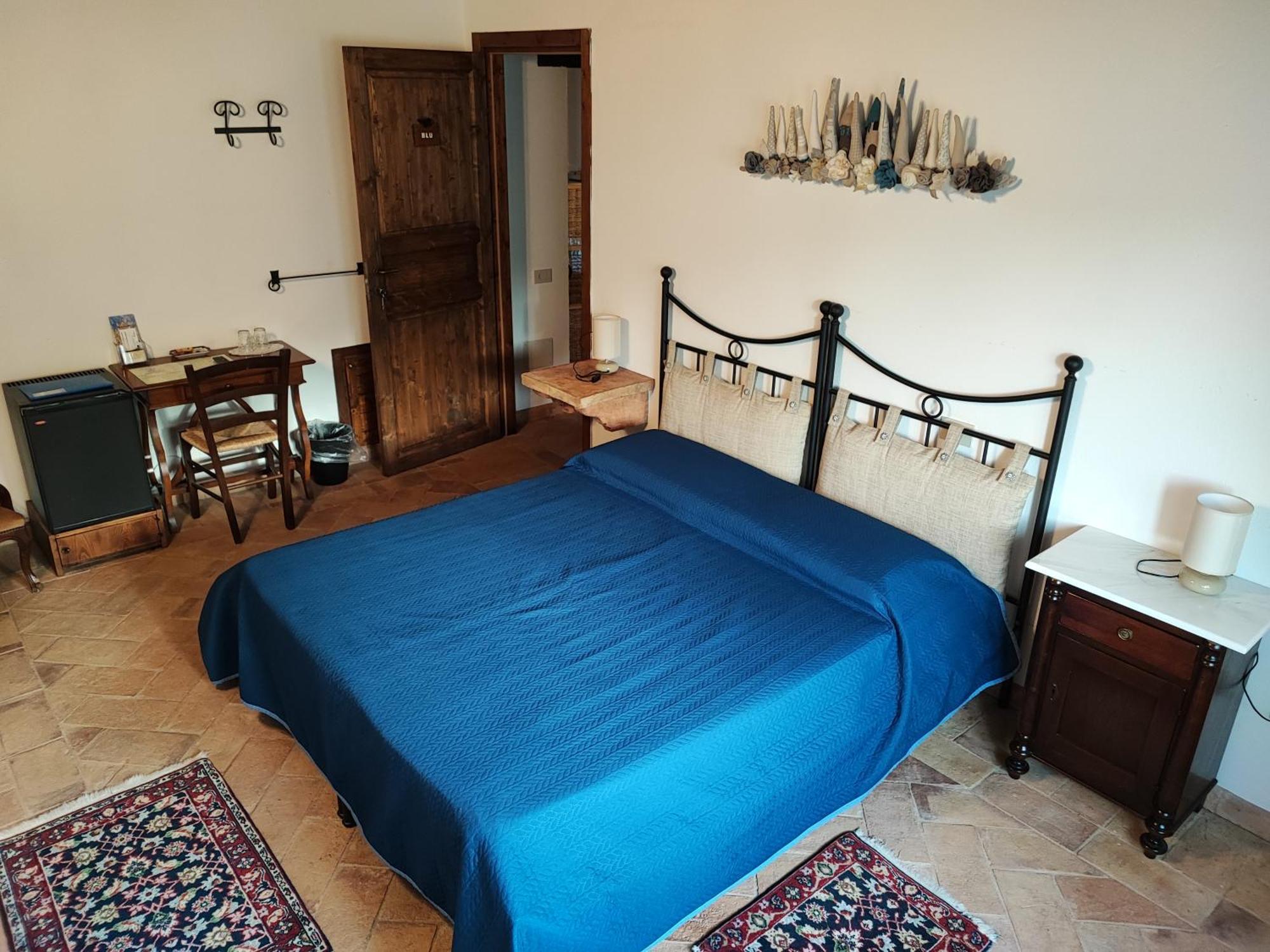 Casale Le Orme Bed & Breakfast Todi Exterior photo